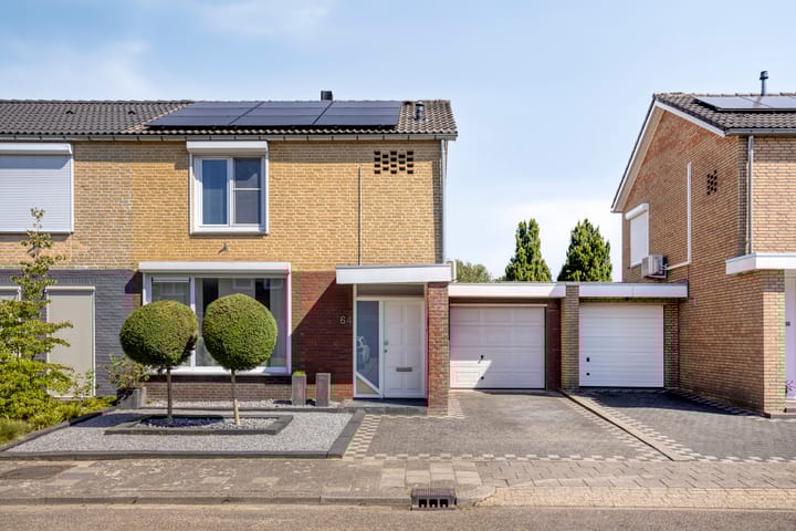 Photo 33 of Rooseveltstraat 64