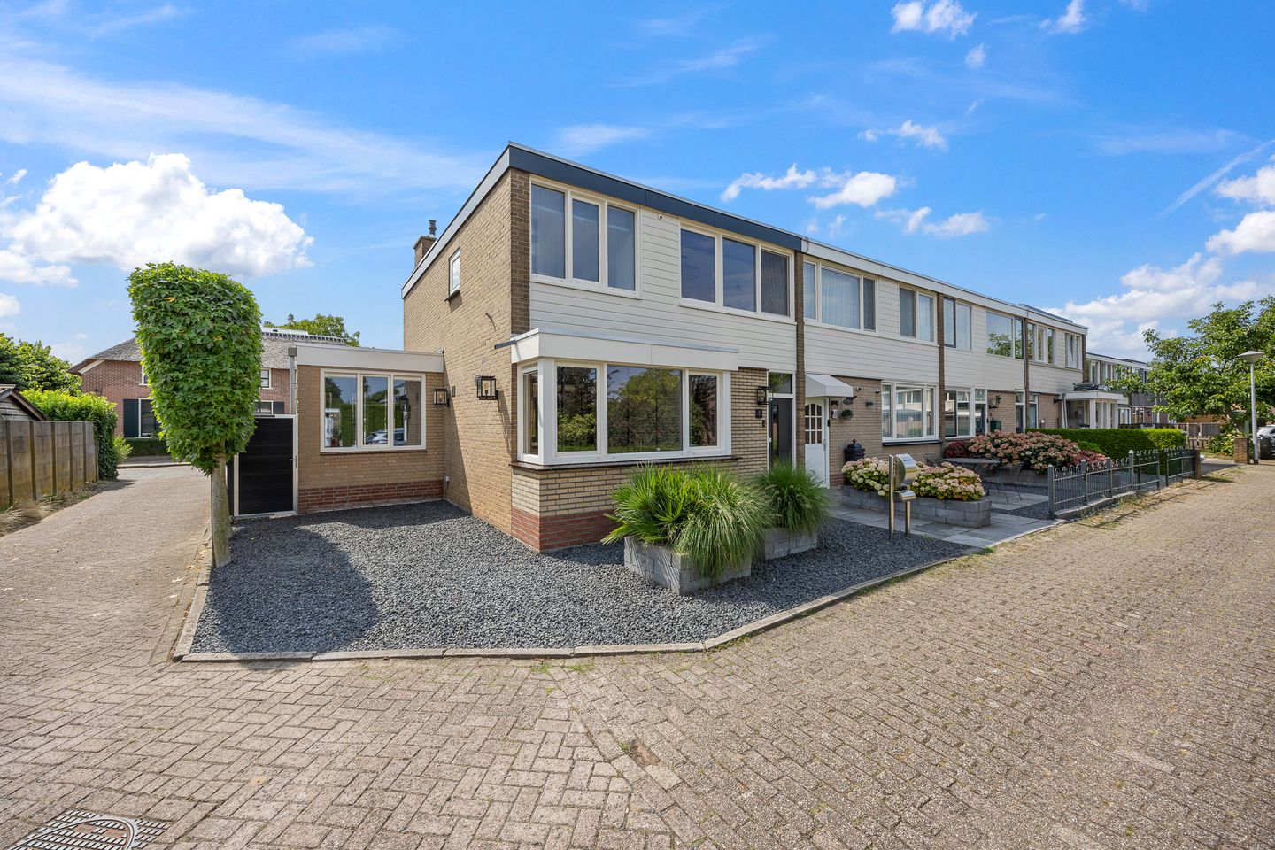 Foto 1 van Anjelierstraat 1