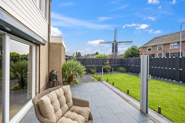 Foto 35 van Anjelierstraat 1