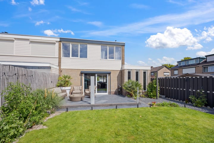 Foto 38 van Anjelierstraat 1