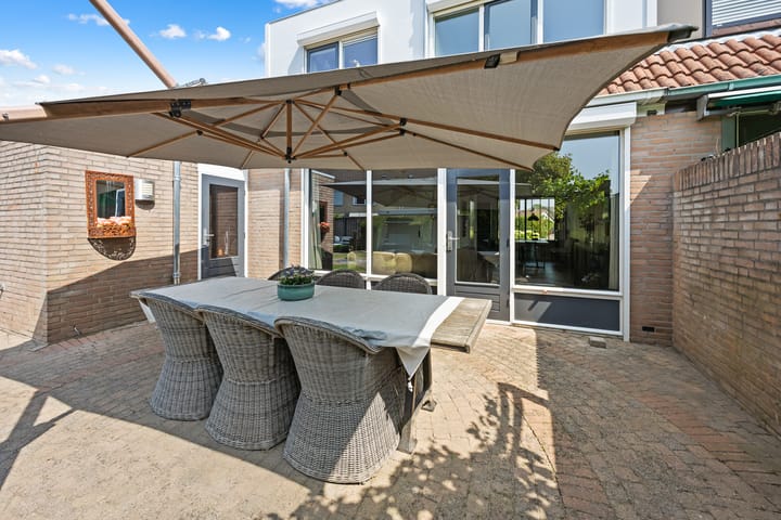 Photo 34 of Burgemeester Blessinglaan 62