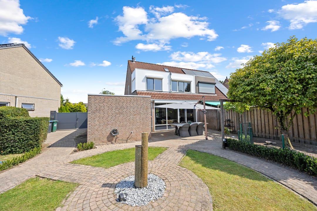 Foto 43 van Burgemeester Blessinglaan 62