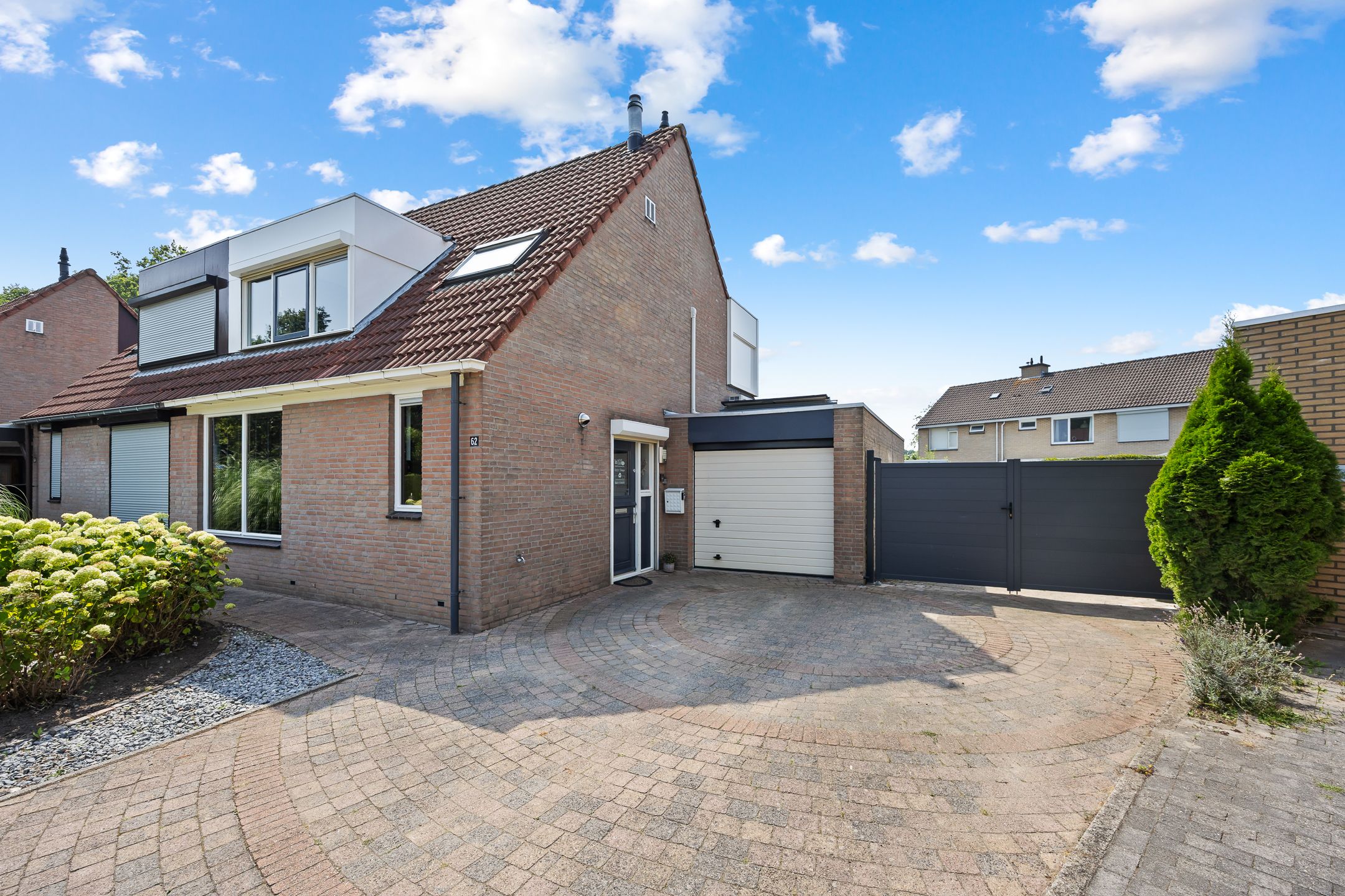 Foto 45 van Burgemeester Blessinglaan 62