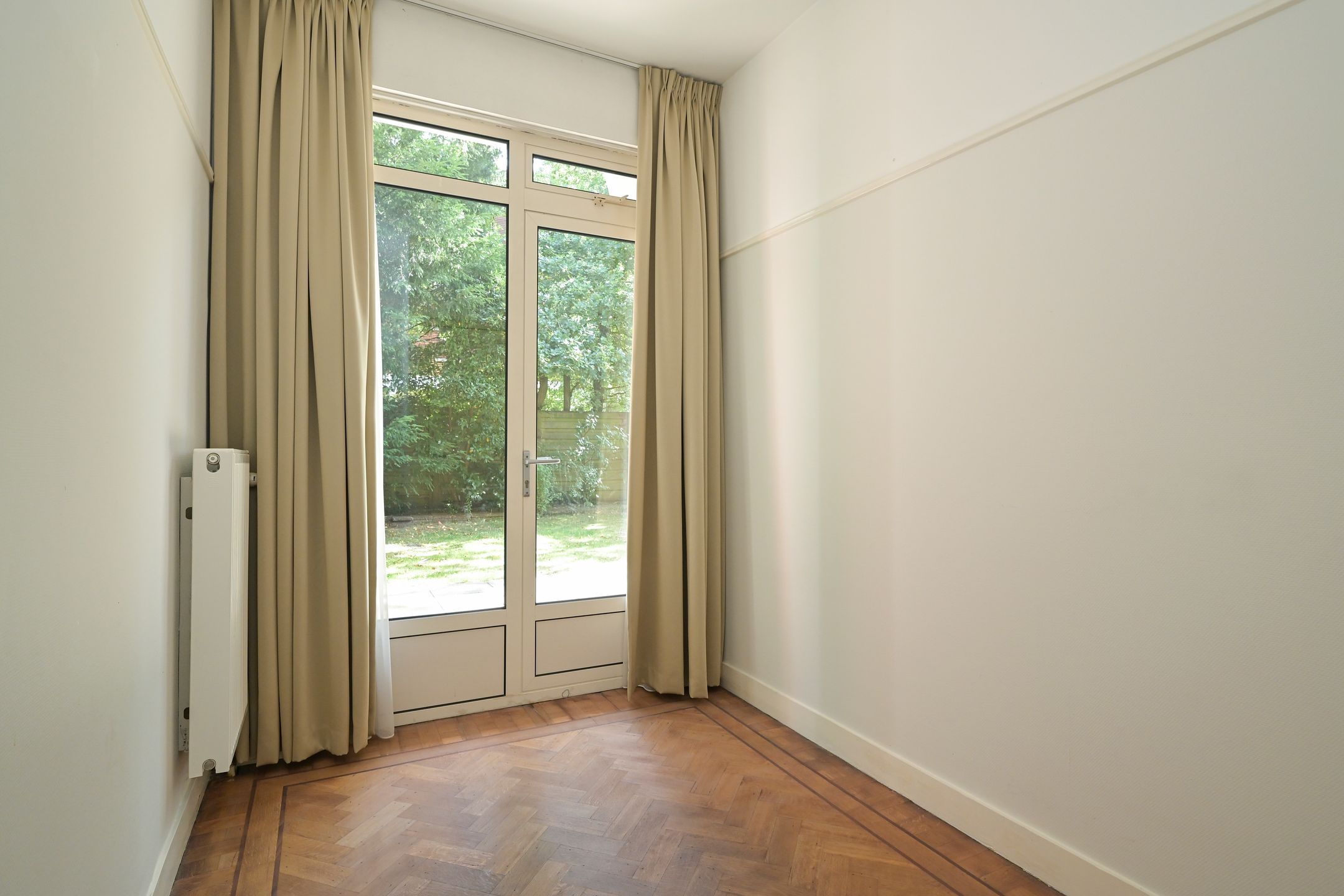 Photo 9 of Van Neckstraat 41