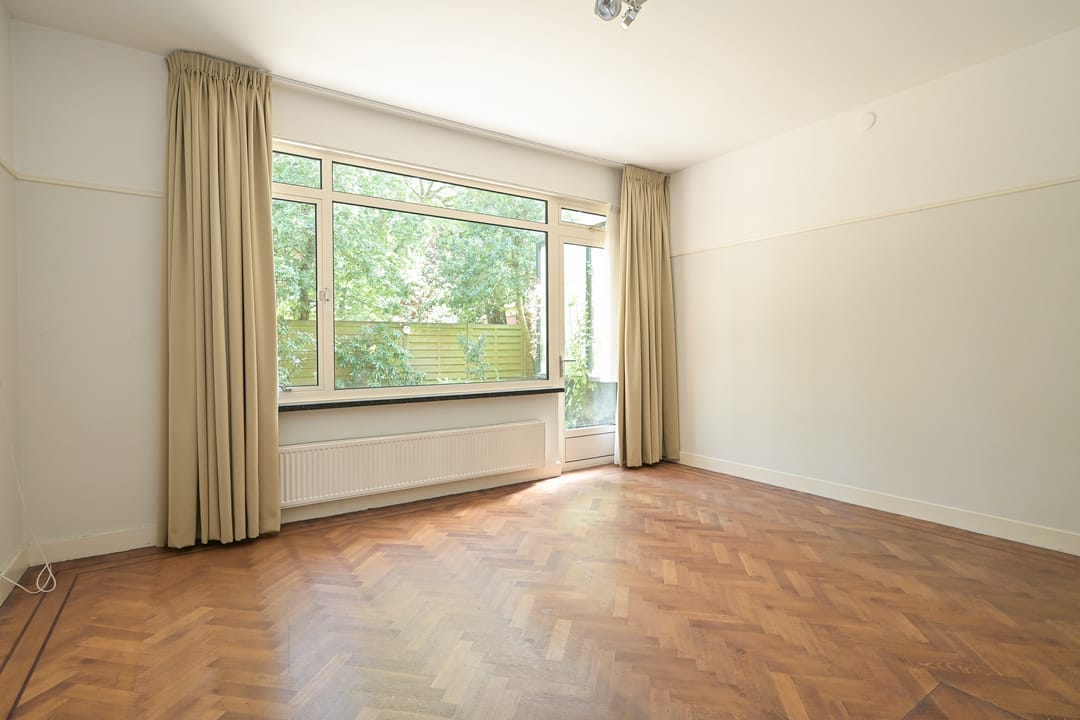 Photo 16 of Van Neckstraat 41