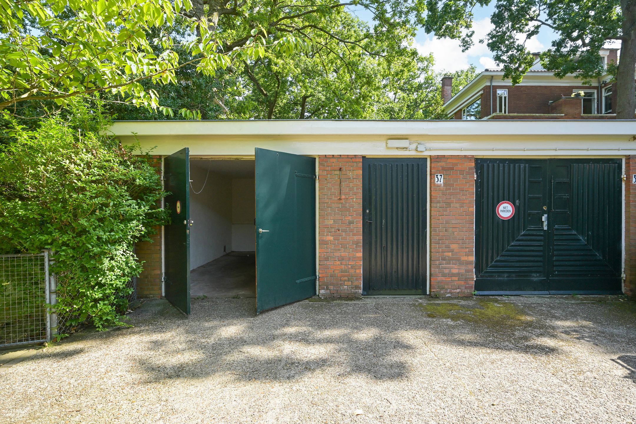 Photo 24 of Van Neckstraat 41