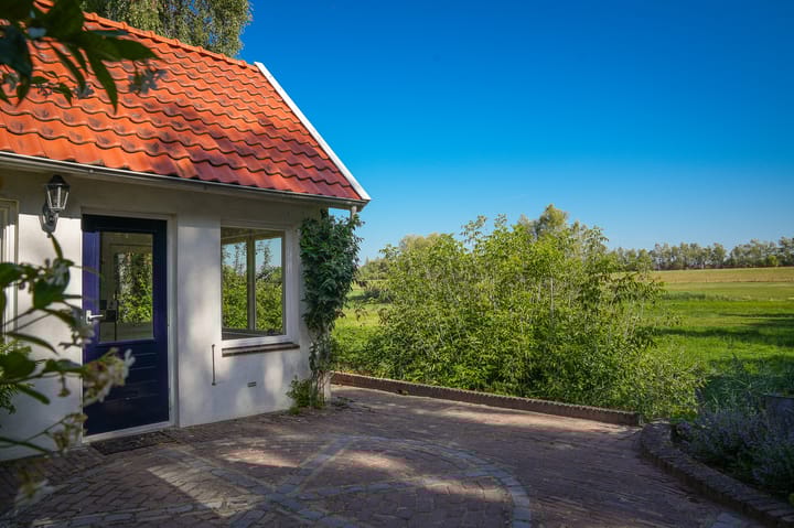 Foto 27 van Waalbandijk 66