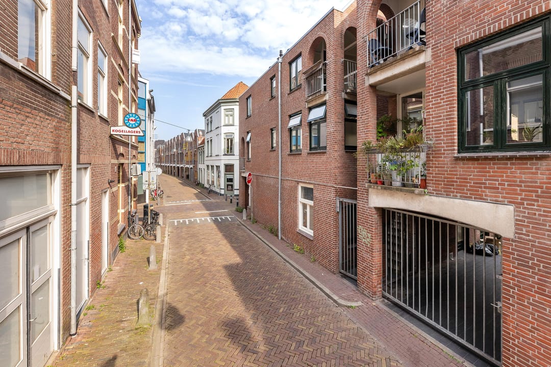 Photo 31 of Bitterstraat 64