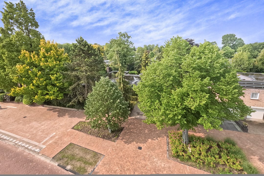 Foto 23 van Robert Kochstraat 6