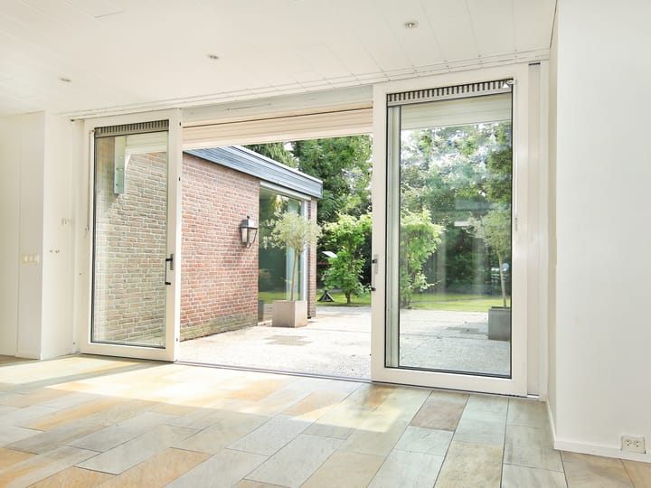 Foto 33 van Robert Kochstraat 6