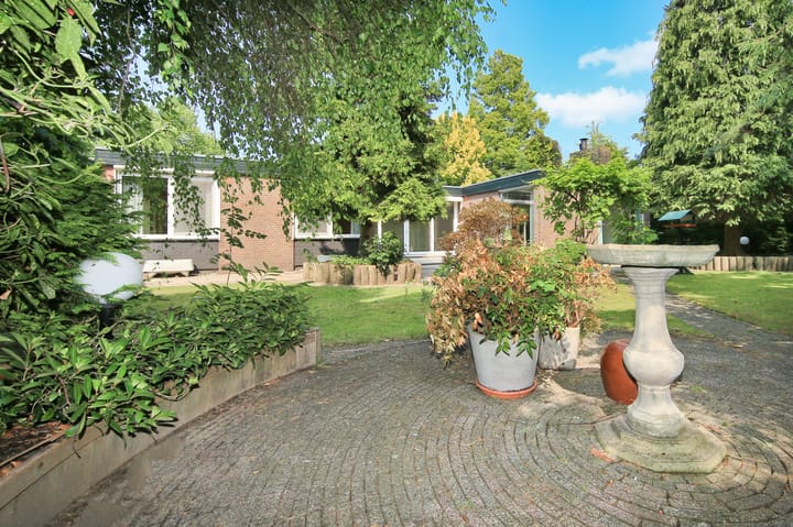 Foto 43 van Robert Kochstraat 6