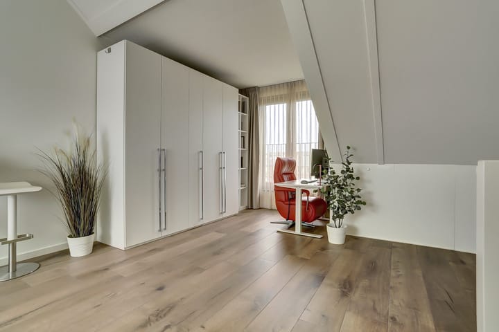 Foto 35 van Silenus 56