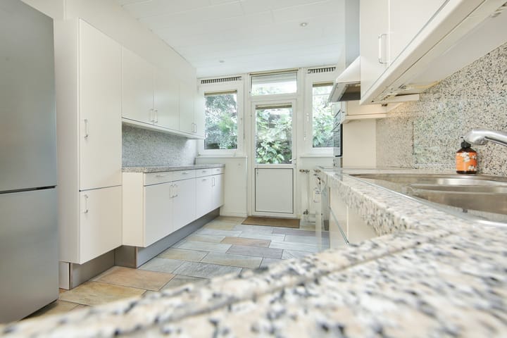 Foto 48 van Robert Kochstraat 6