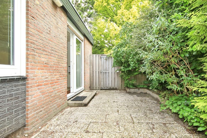 Foto 73 van Robert Kochstraat 6