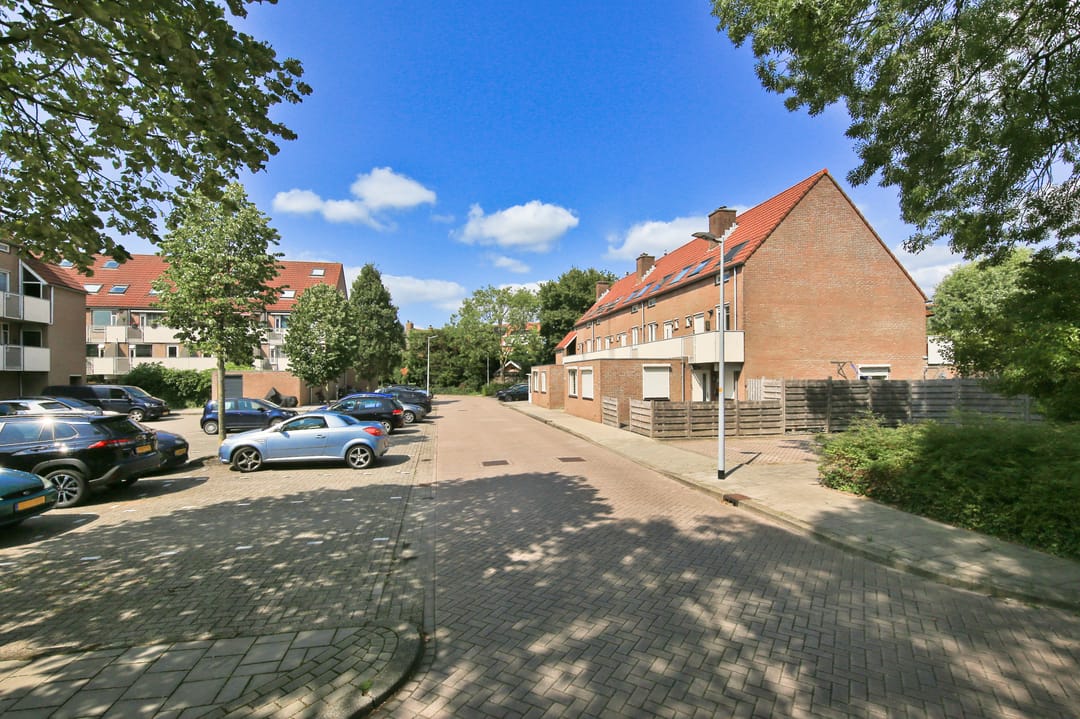 Photo 41 of Thomsonstraat 81