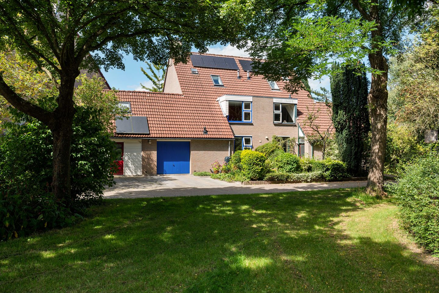 Foto 1 van Jensemaheerd 107