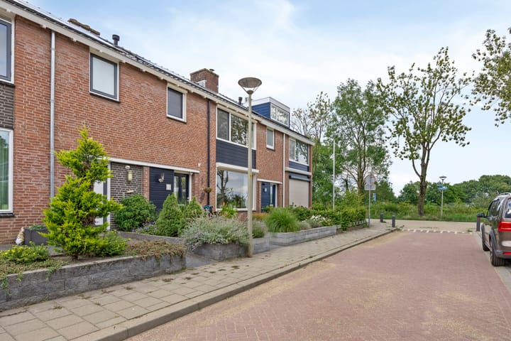 Photo 3 of Merelstraat 15