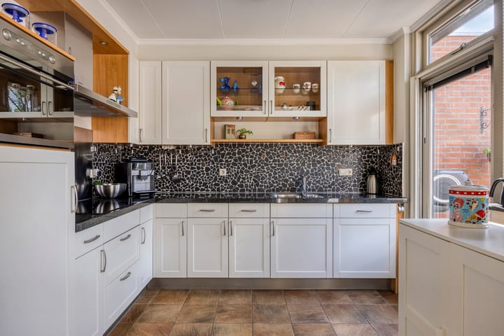 Photo 13 of Merelstraat 15