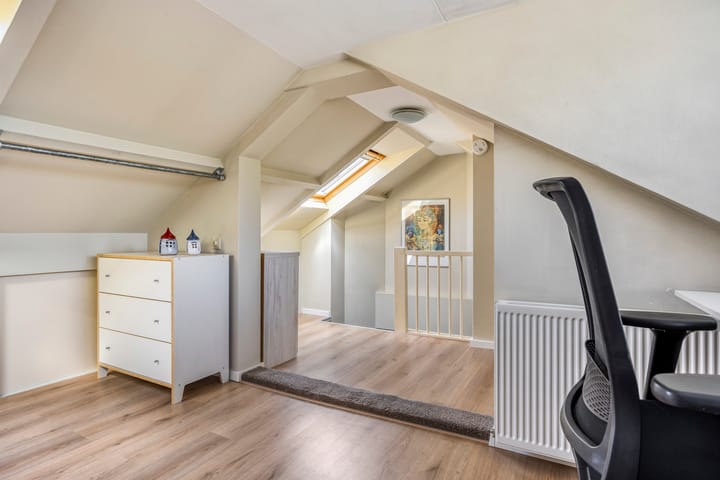 Photo 26 of Merelstraat 15