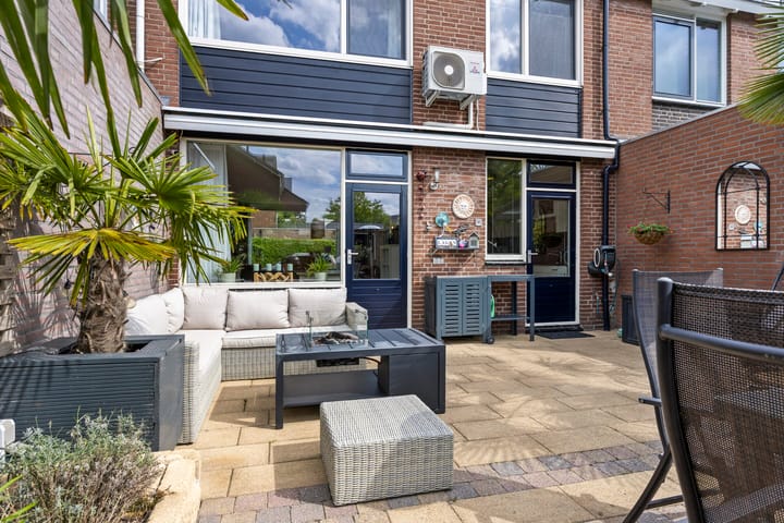 Photo 33 of Merelstraat 15