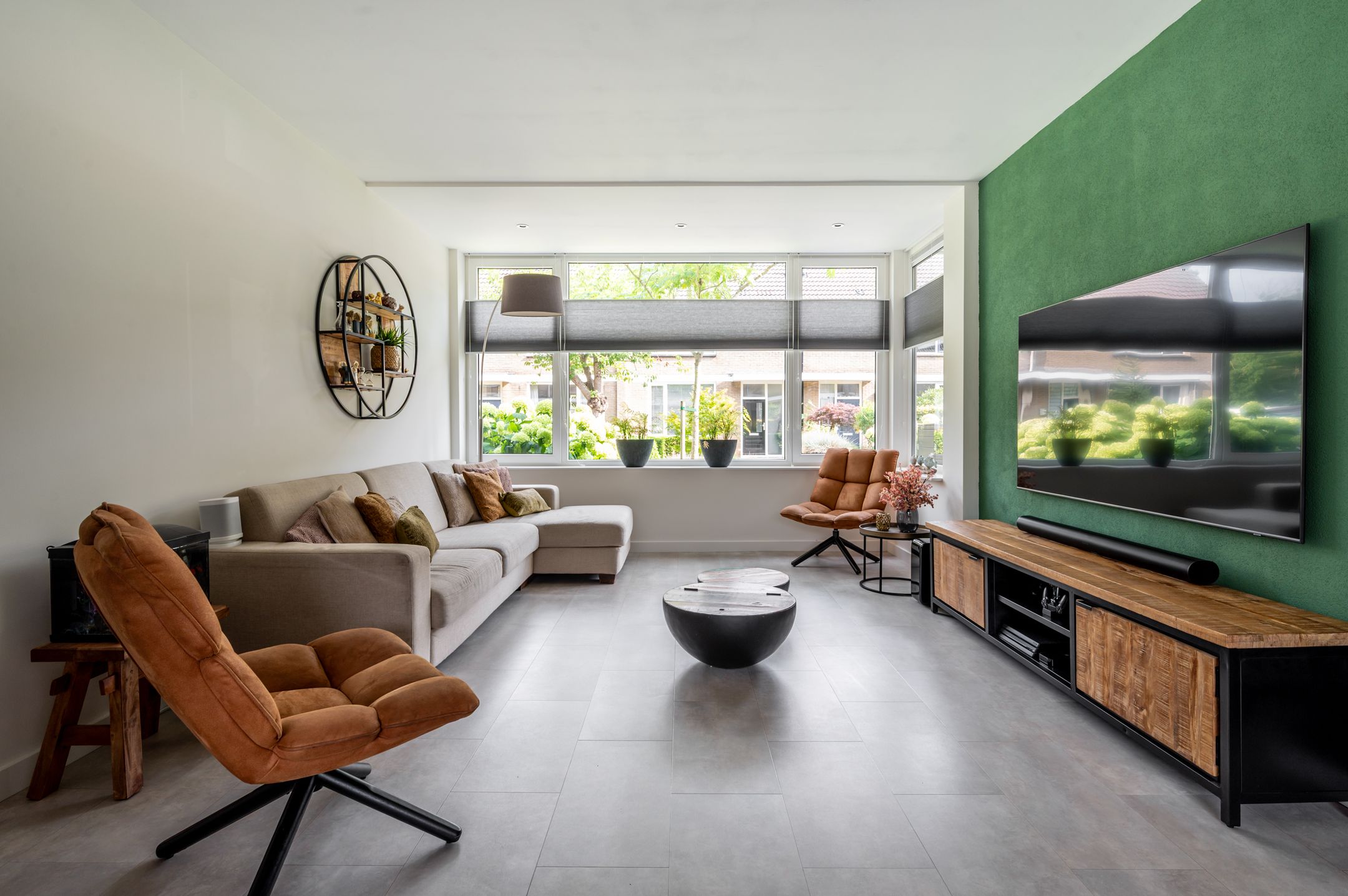 Foto 3 van Beneluxlaan 46