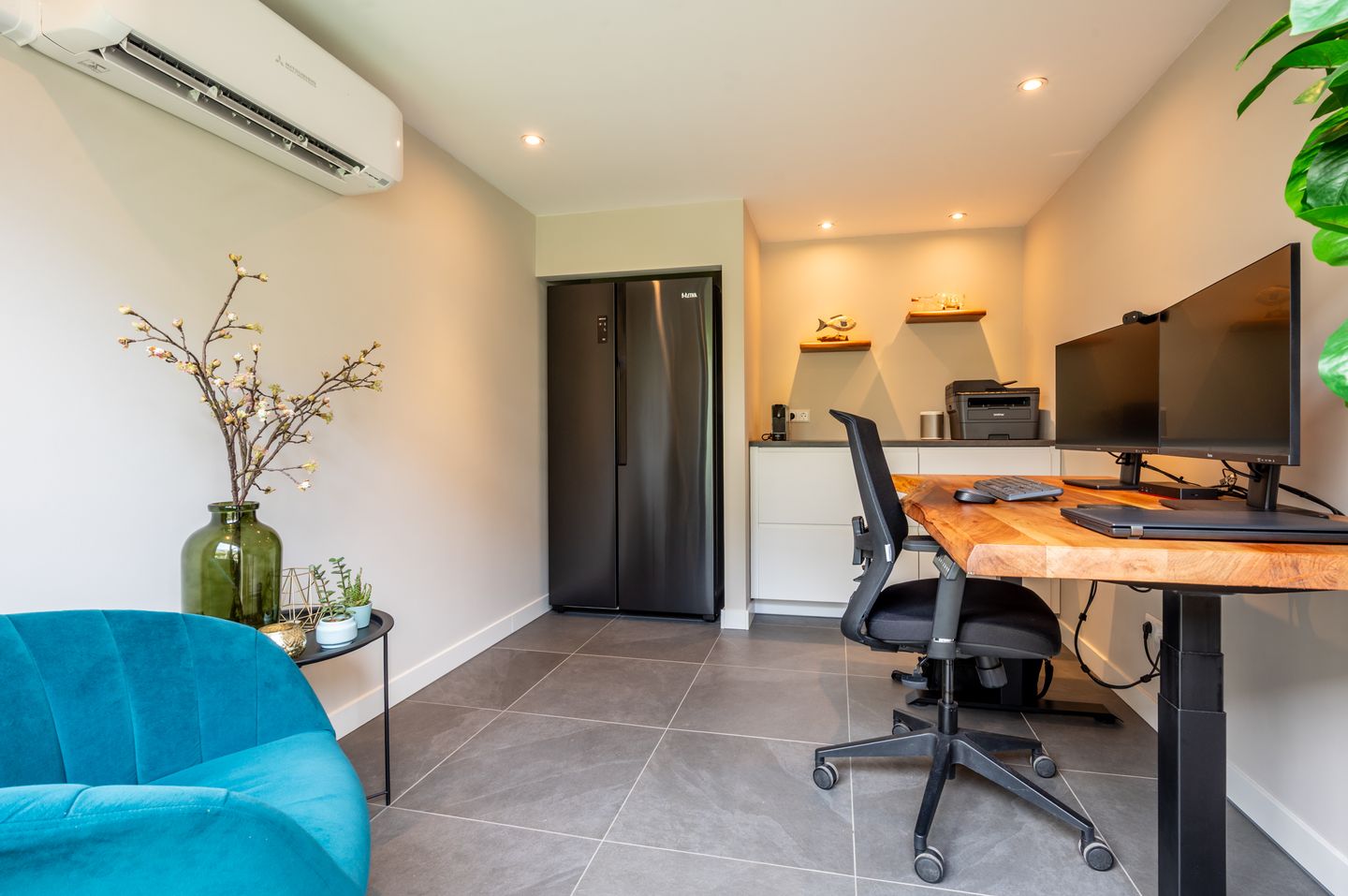 Foto 35 van Beneluxlaan 46