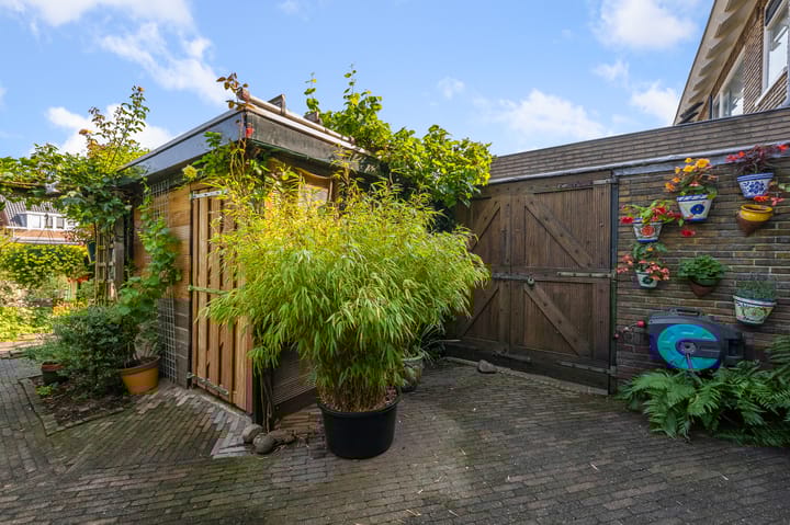 Foto 17 van Meerweidenlaan 27