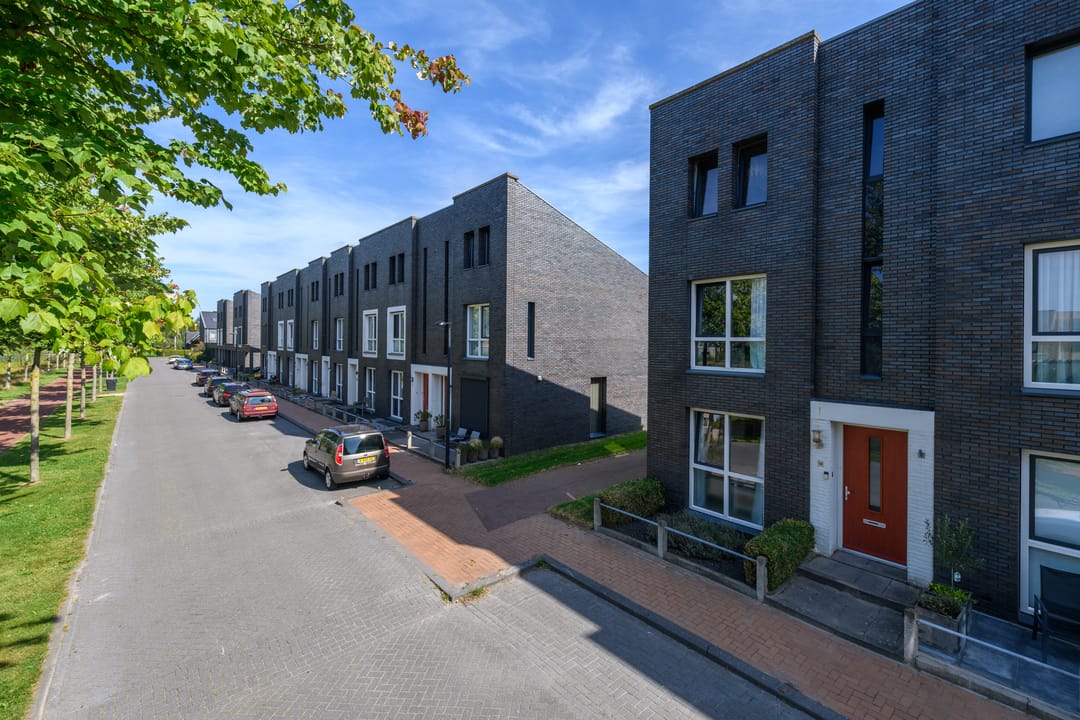 Photo 2 of Henriëtte Roland Holstweg 14