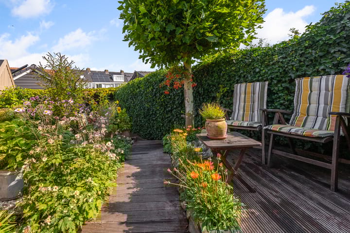 Foto 21 van Meerweidenlaan 27