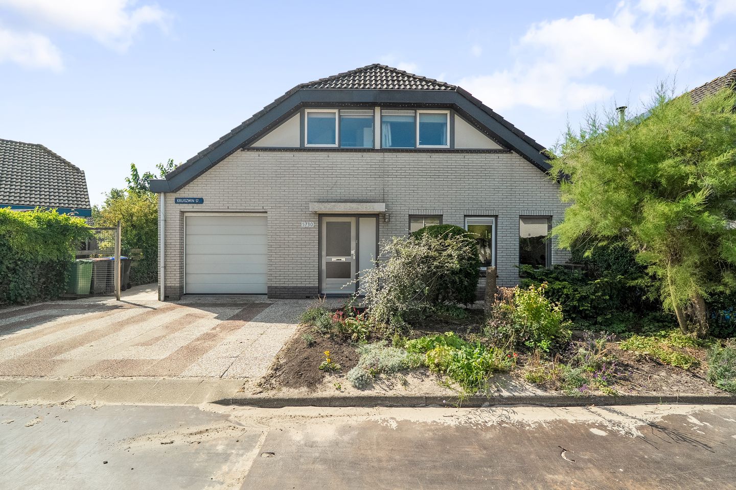 Foto 1 van Kruiszwin 5730