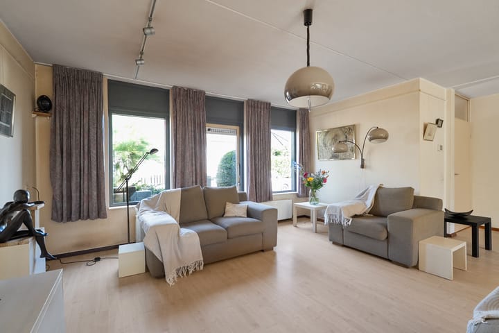 Foto 3 van Kruiszwin 5730