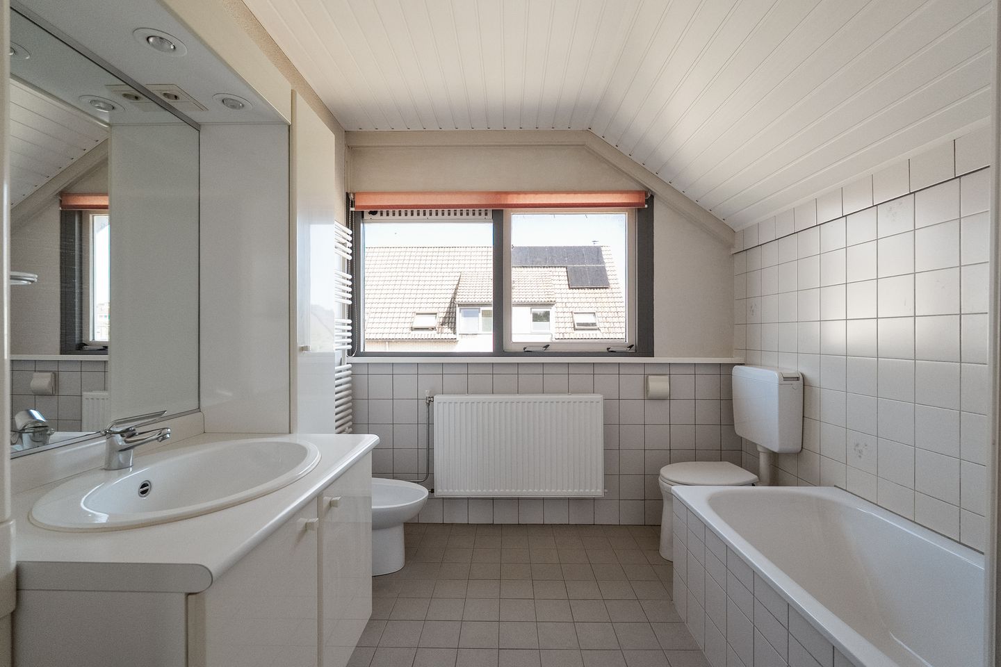 Foto 20 van Kruiszwin 5730