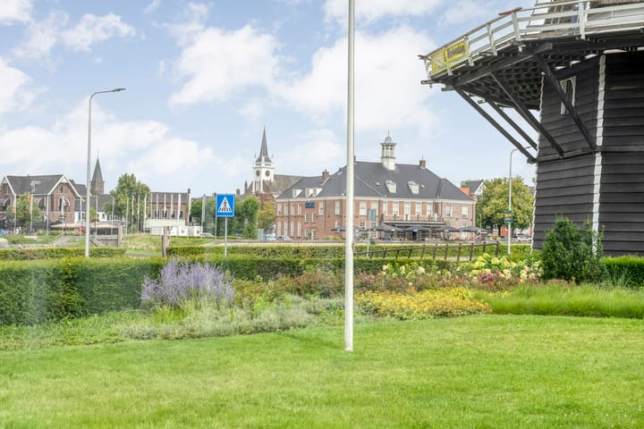 Photo 40 of Molenerf 2