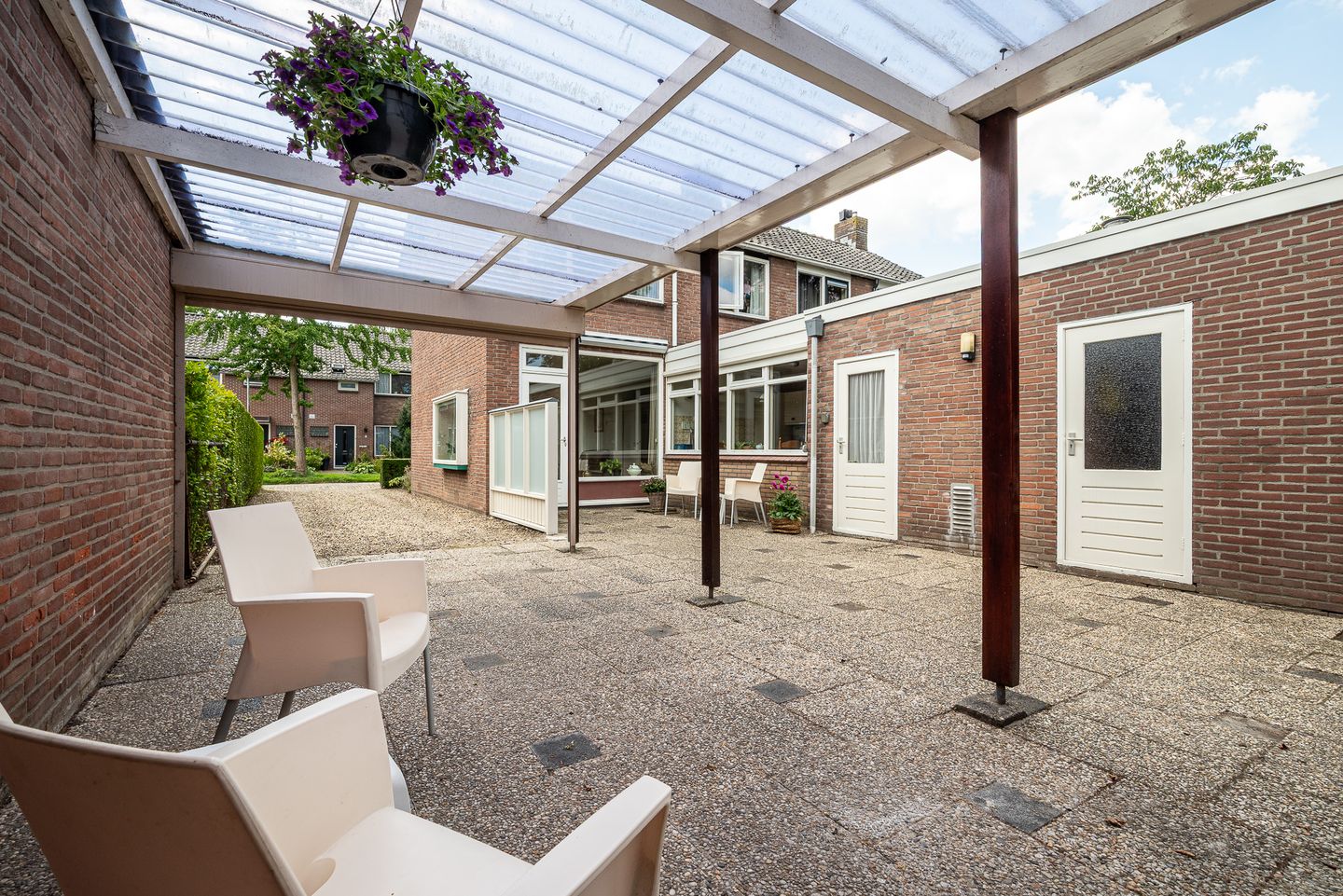 Foto 5 van Van Trojenweg 4