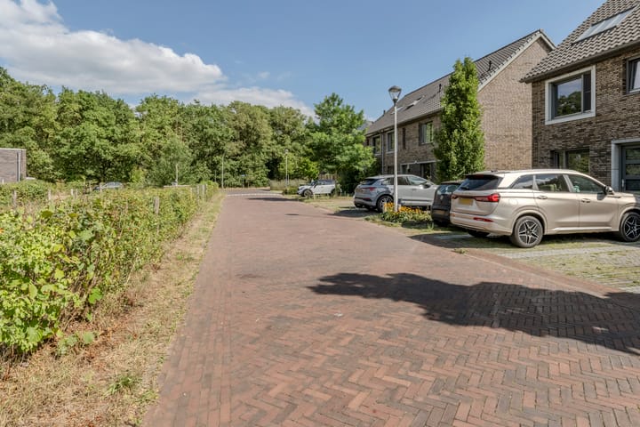 Foto 32 van Zevenaarstraat 12