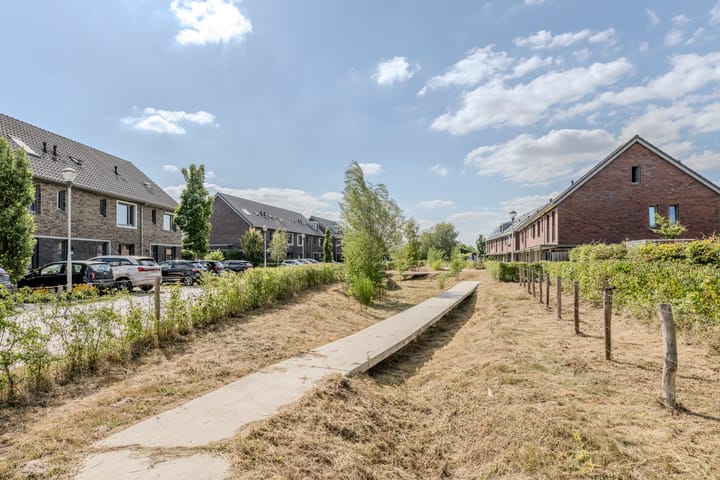 Foto 36 van Zevenaarstraat 12