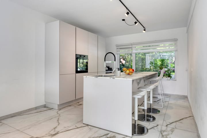 Foto 11 van Henegouwenlaan 25