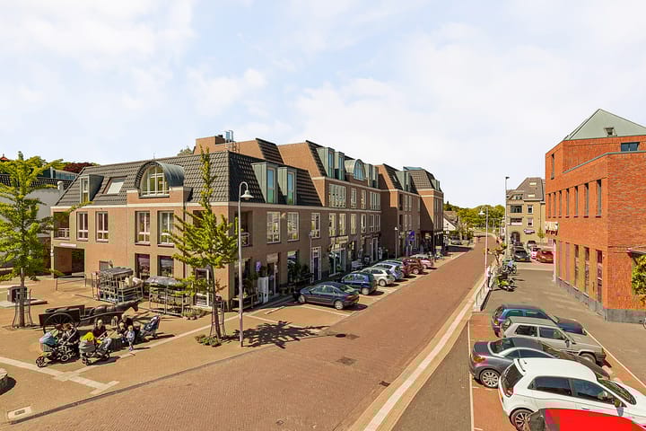 Photo 42 of Merelstraat 15