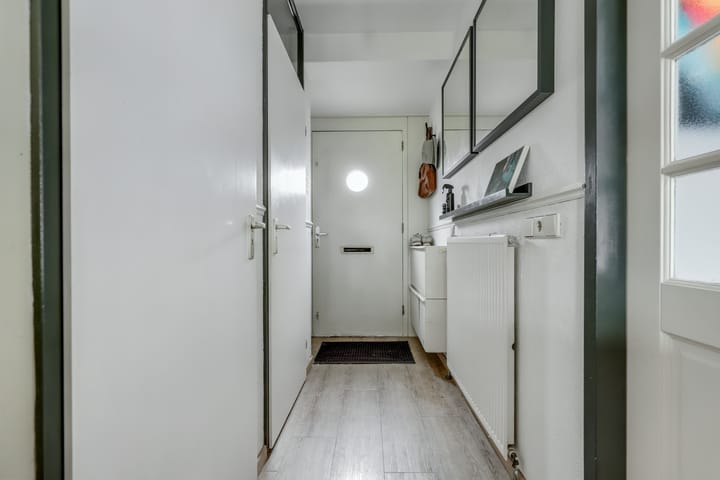 Foto 2 van Marga Klompélaan 257