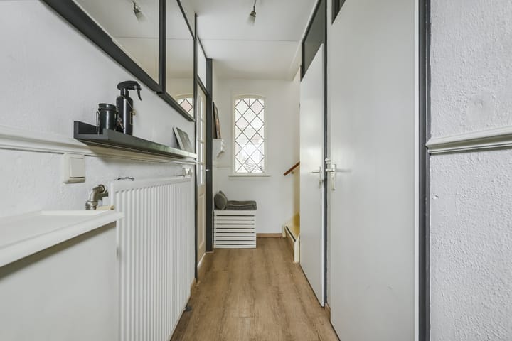 Foto 3 van Marga Klompélaan 257