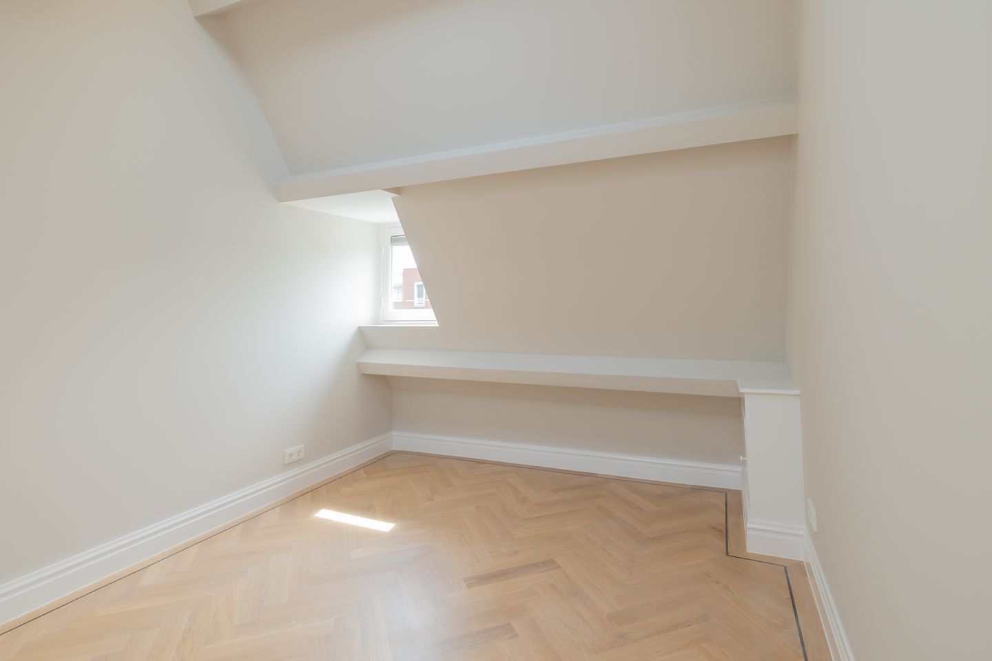 Foto 44 van Vogelenzangstraat 46-3