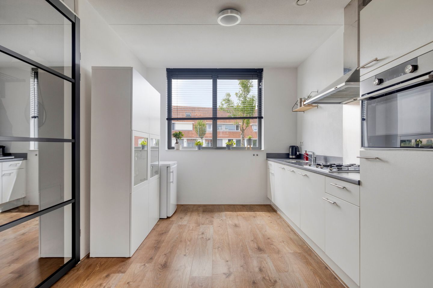 Foto 10 van John Lennonplein 17