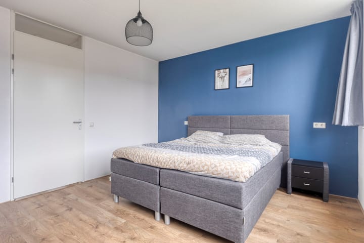 Foto 19 van John Lennonplein 17