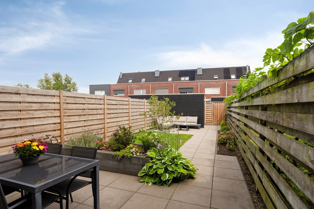 Foto 26 van John Lennonplein 17