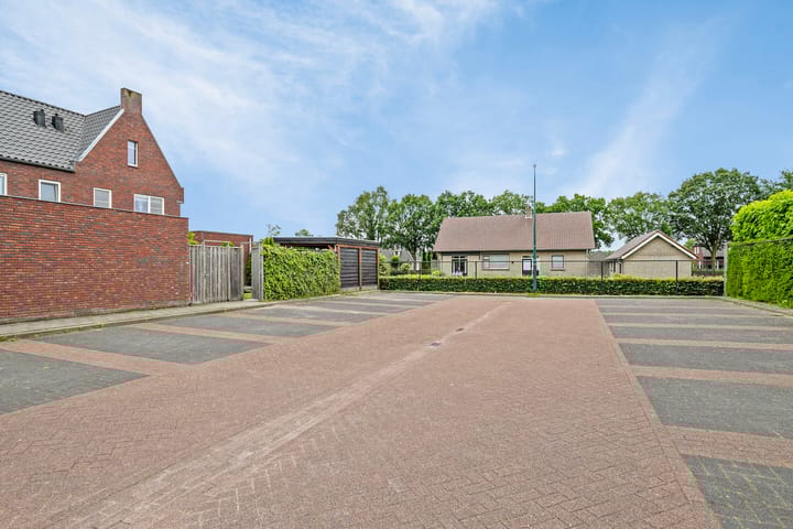 Foto 9 van Zonnedauw 1