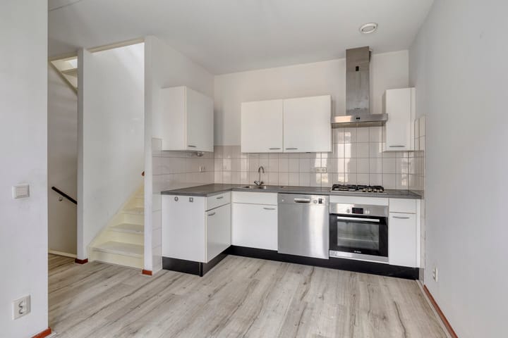 Foto 6 van Voltastraat 140