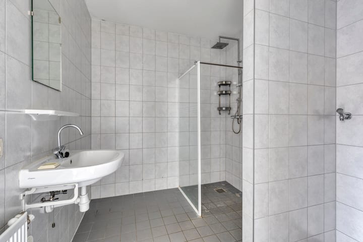 Foto 11 van Voltastraat 140