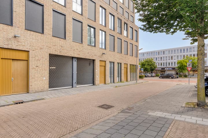 Foto 17 van Voltastraat 140