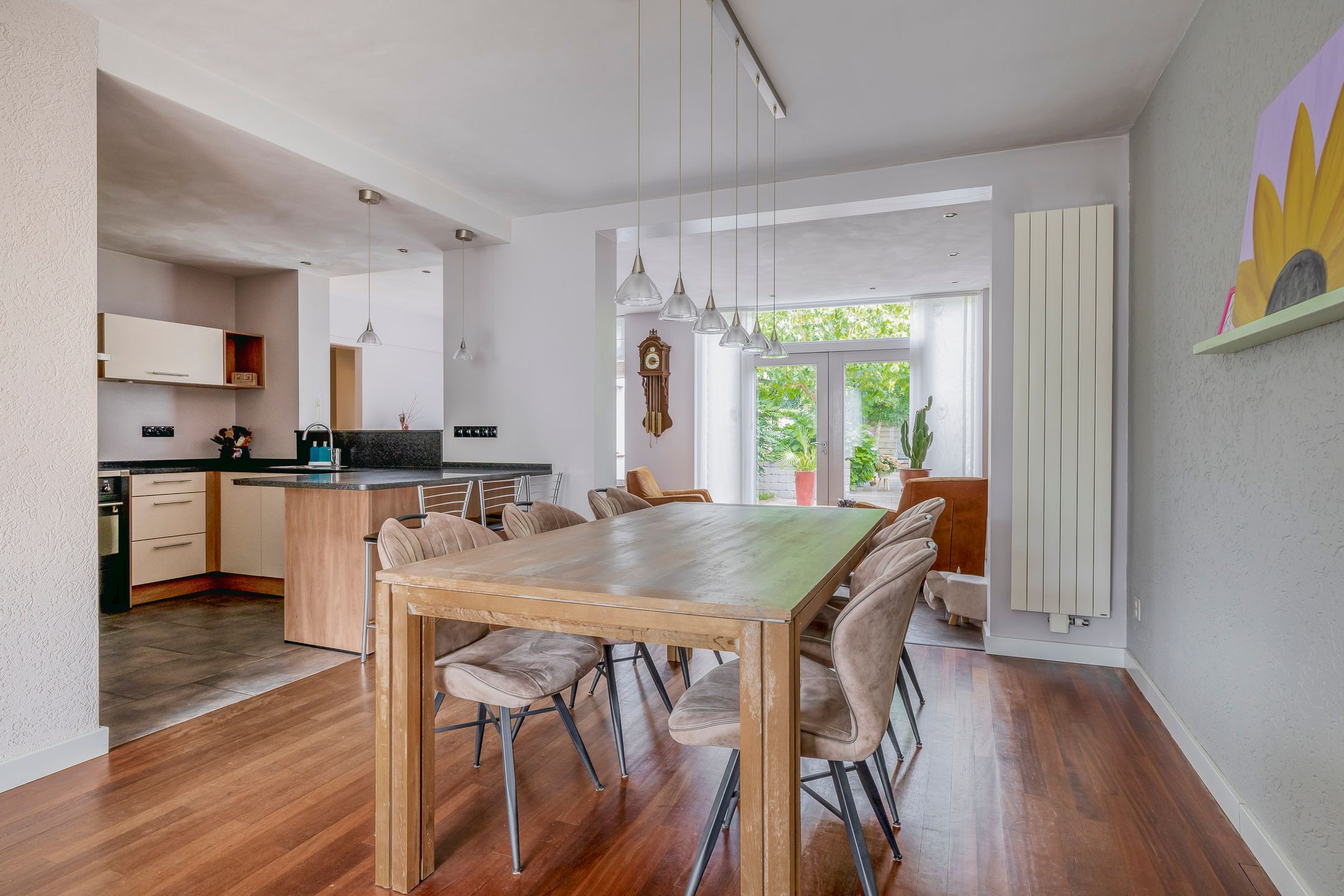 Foto 6 van van Almondestraat 4