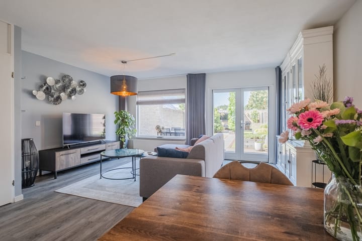 Foto 8 van John Davisstraat 20